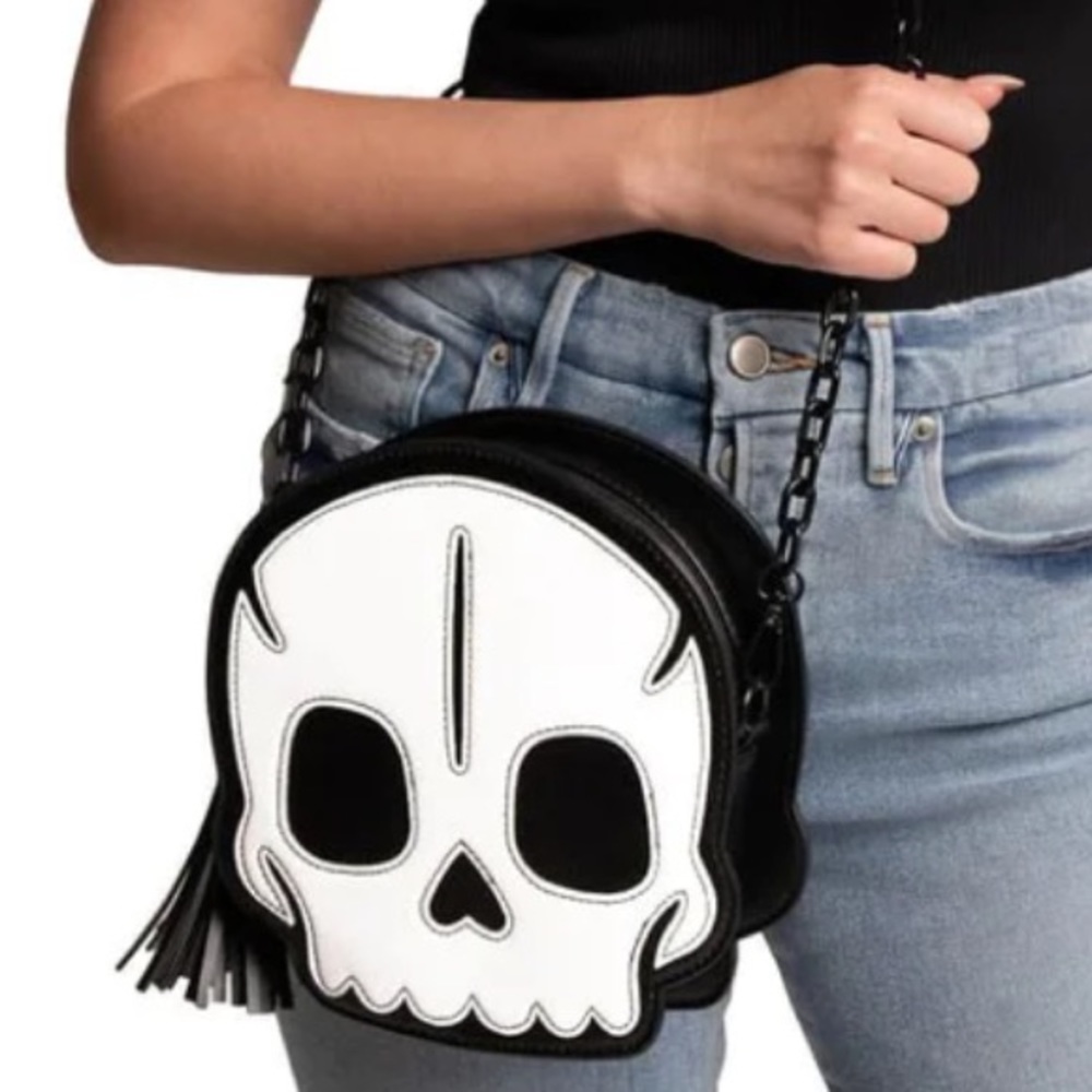 NEW! SKELETON/ SKULL SHAPED PURSE By Tipsy Elves